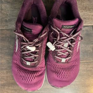 Altra sneakers womens size 8 Intuition 4.5 Running Shoes athletic training